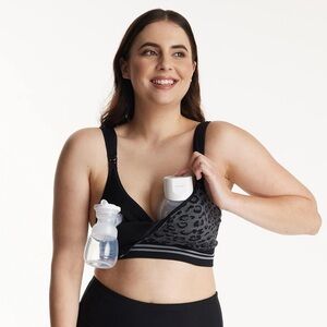 Seamless 4-in-1 Pumping Bra Hands Free, CozyFitClasp Nursing Bra Leopard Black